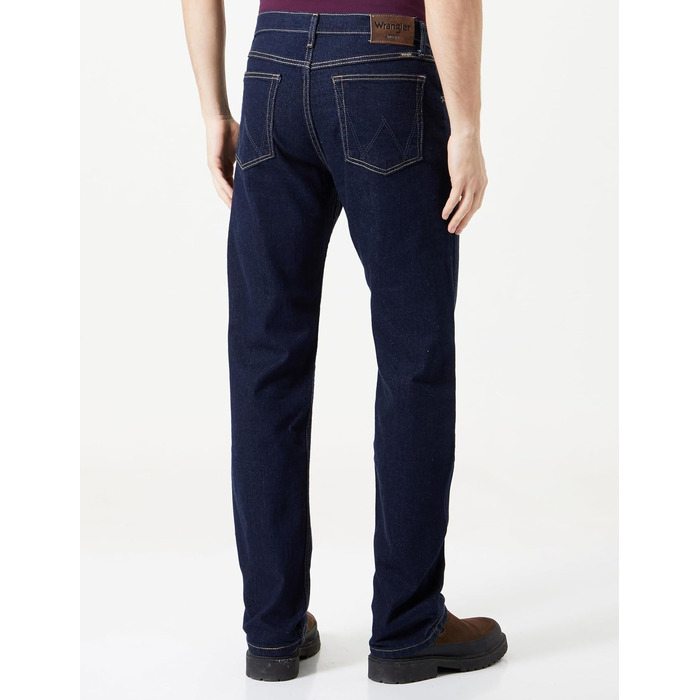 Чоловічі джинси Wrangler Foundation Regular Straight Fit, темно-сині (Rinse), розмір 31W/34L