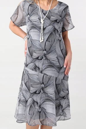 Коктейльна шифонова сукня міді FEMIMODA, розмір 44