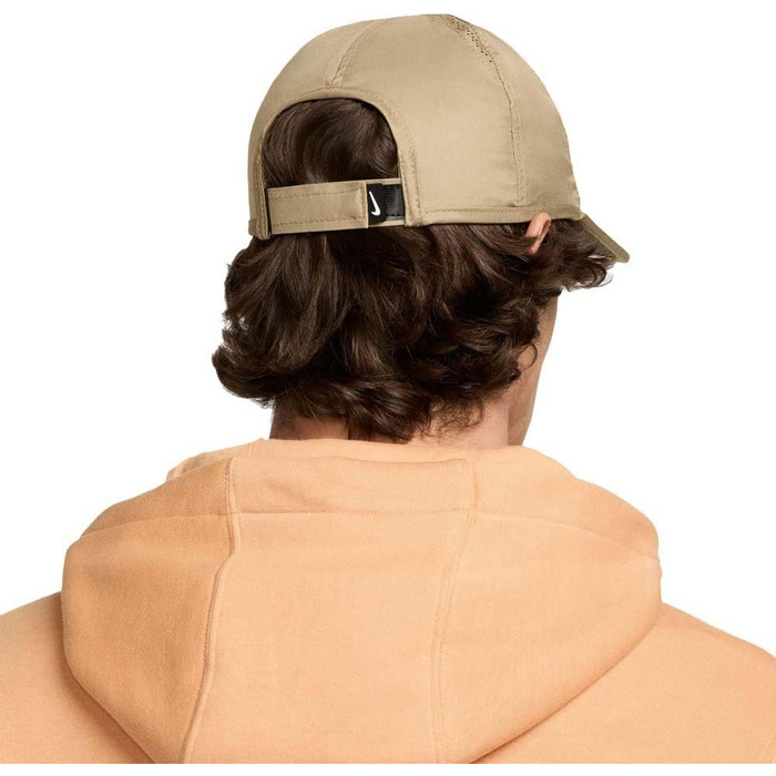 Кепка Nike Meta Swoosh H86 біло-бежева (Parachute Beige / Metallic Silver), розмір S