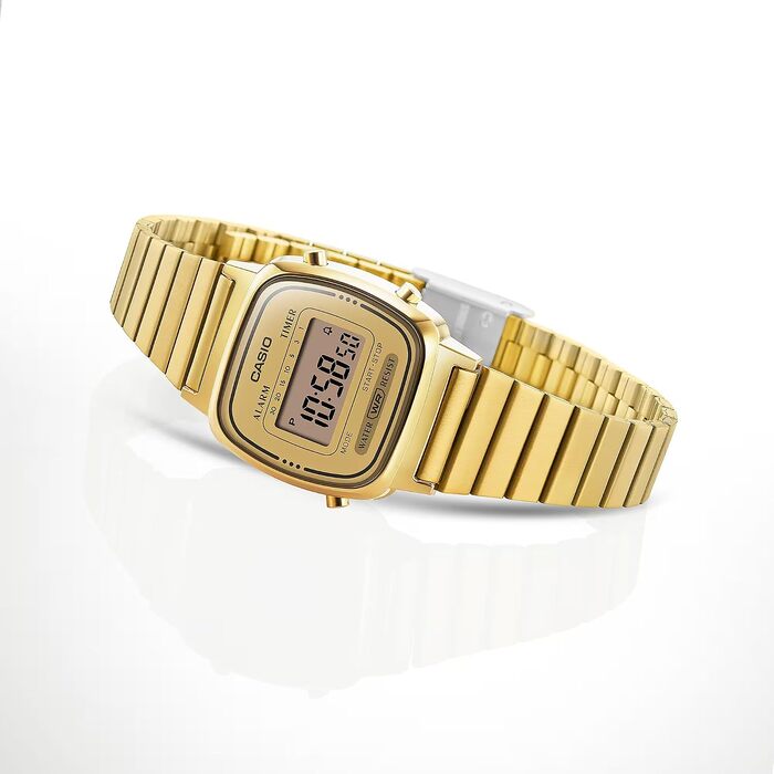 Жіночий наручний годинник Casio Vintage Digital LA670WGA-9DF, кварцовий, золотистий сталевий браслет