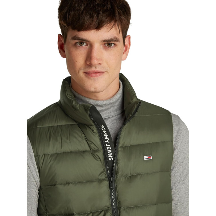 Чоловічий легкий пуховий жилет Tommy Jeans, колір Fatigue Green, розмір XS