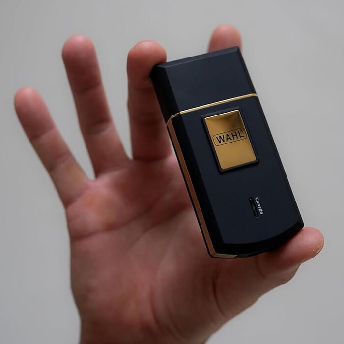 Електрична бритва для подорожей Wahl Travel Shaver Gold Edition — акумуляторна компактна машинка для гоління чоловіків, золотиста