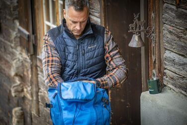 Стеганий жилет Deerhunter Moor W. Knit Brown-Blatt M Blau для полювання та активного відпочинку