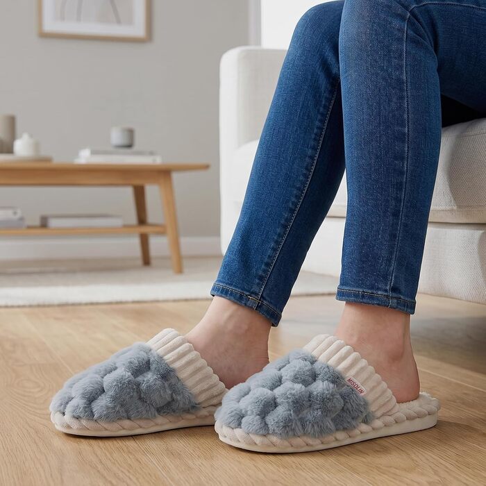 Жіночі зимові домашні капці з ефектом пам'яті (Memory Foam), теплі та м'які, перламутрово-сірі, розмір 40.5/42 EU