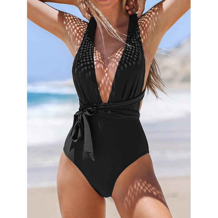 Купальник CUPSHE жіночий монокіні, глибокий V-подібний виріз, однотонний, чорний, розмір M