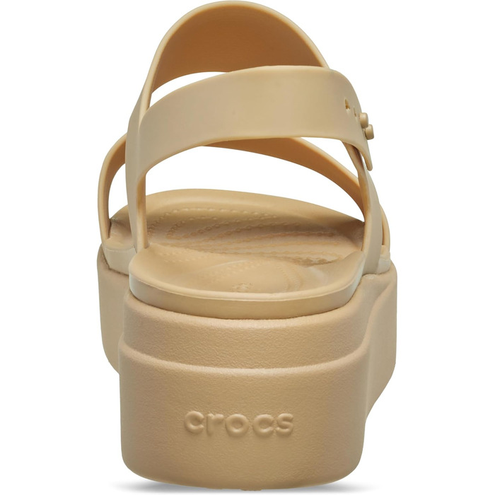 Жіночі сандалі на низькому тальці Crocs Brooklyn Wedge, колір Cashew, розмір 39/40 EU