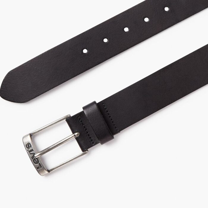 Чоловічий шкіряний ремінь Levi's New Duncan, чорний, розмір 100