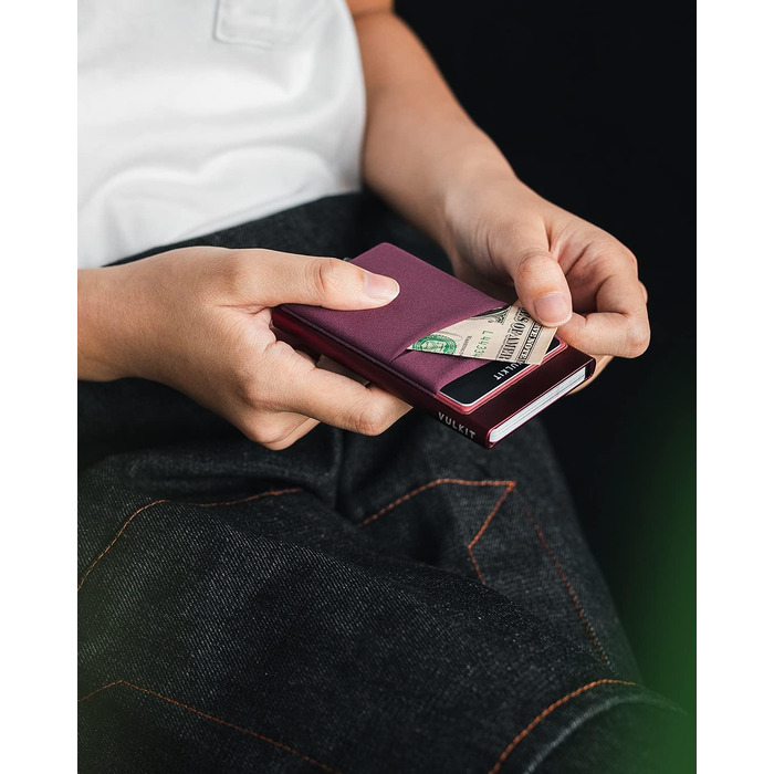 Чоловічий RFID/NFC картхолдер VULKIT — компактний шкіряний гаманець для 5-7 карток та купюр, колір винний